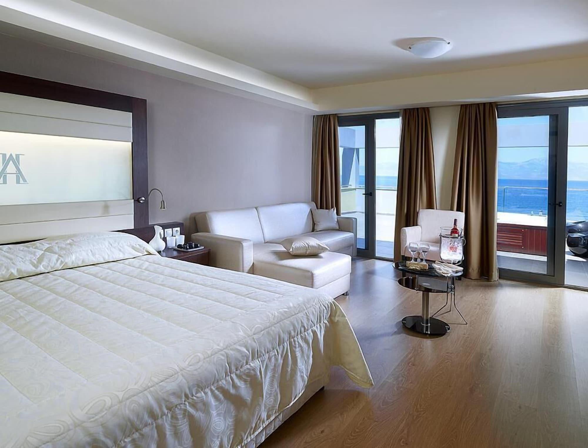 Arion Hotel Ксилокастрон Екстериор снимка